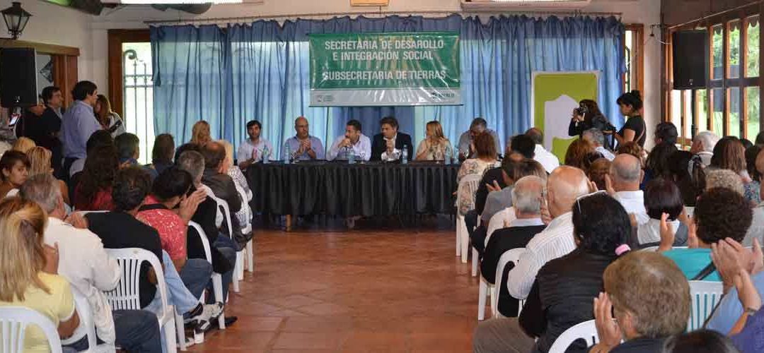 ENTREGA DE ESCRITURAS PARA VECINOS