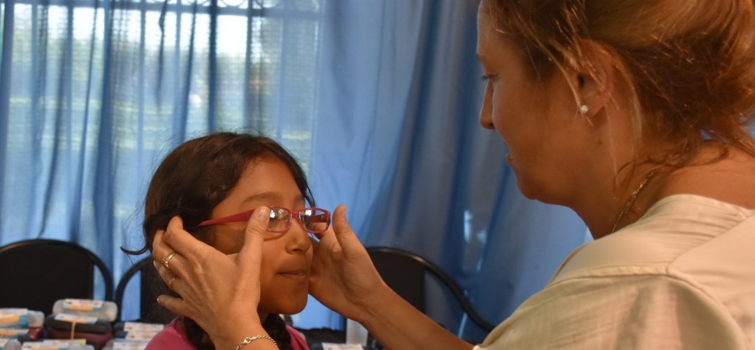 “UNA MIRADA PARA TODOS” BENEFICIA A VECINOS