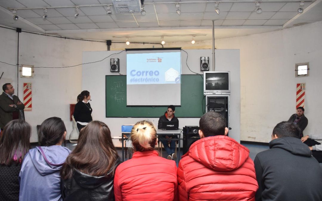 TALLER SOBRE PRIMER EMPLEO