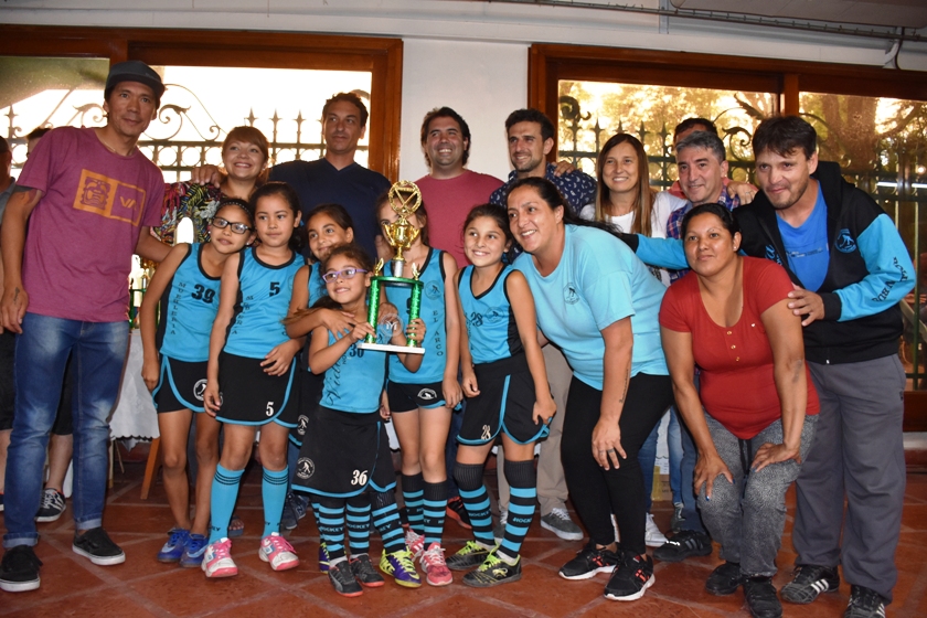 ENTREGA DE TROFEOS A LOS CLUBES DE LA LIGA MUNICIPAL