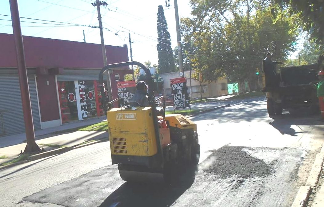 NUEVOS TRABAJOS DE BACHEO EN DISTINTOS PUNTOS DEL DISTRITO