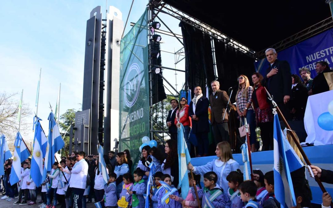 ACTO Y JURA EN EL DÍA DE LA BANDERA