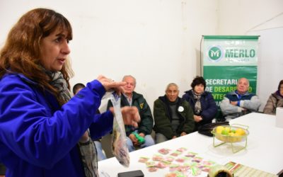 ENTREGA DE SEMILLAS PARA LA TERCERA EDAD