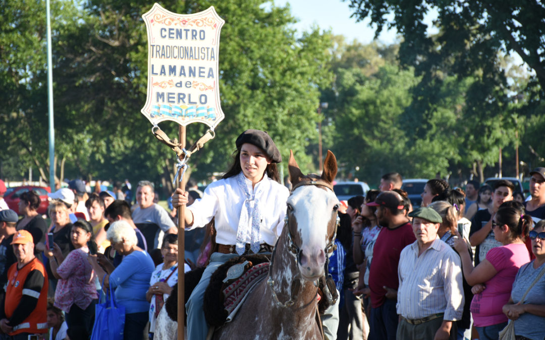 FIESTA FAMILIAR DE LA TRADICIÓN