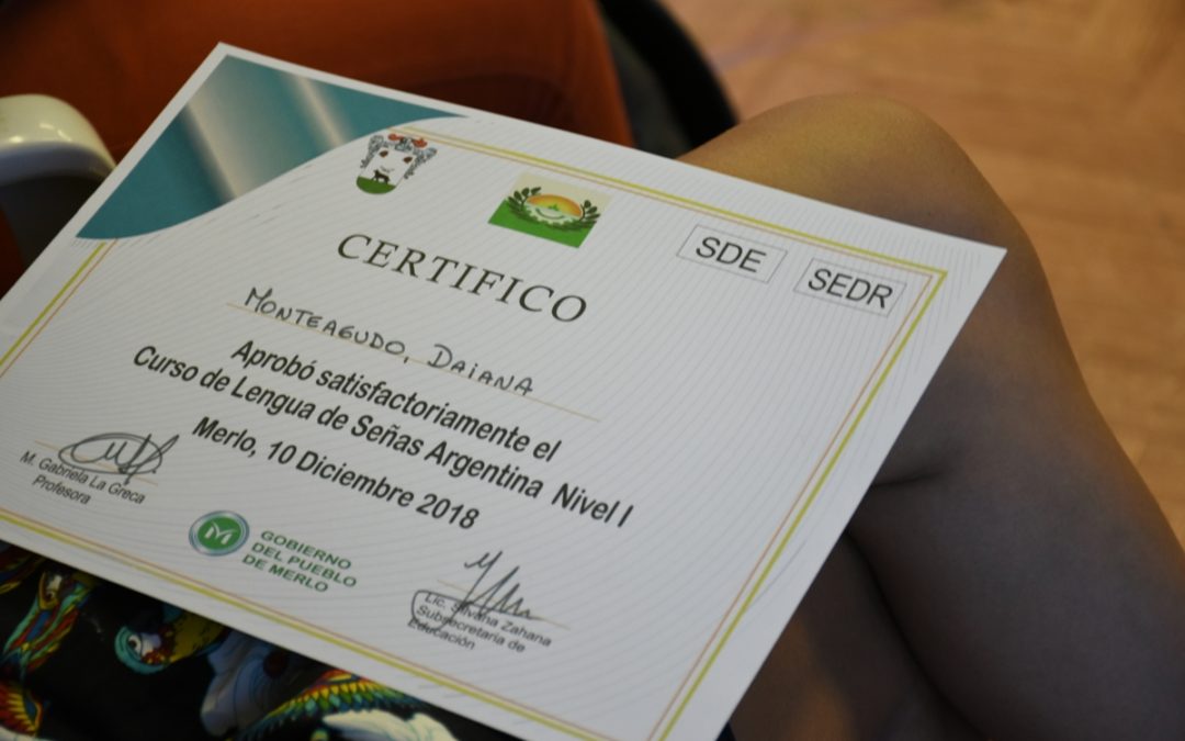 MERLO INCLUSIVO: ENTREGA DE CERTIFICADOS PARA OPERADORES DE PC