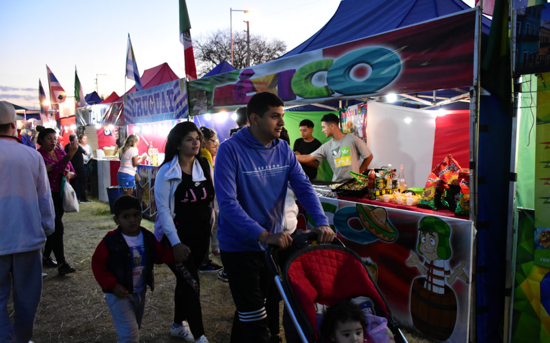 FERIA DEL ENCUENTRO EN MARIANO ACOSTA