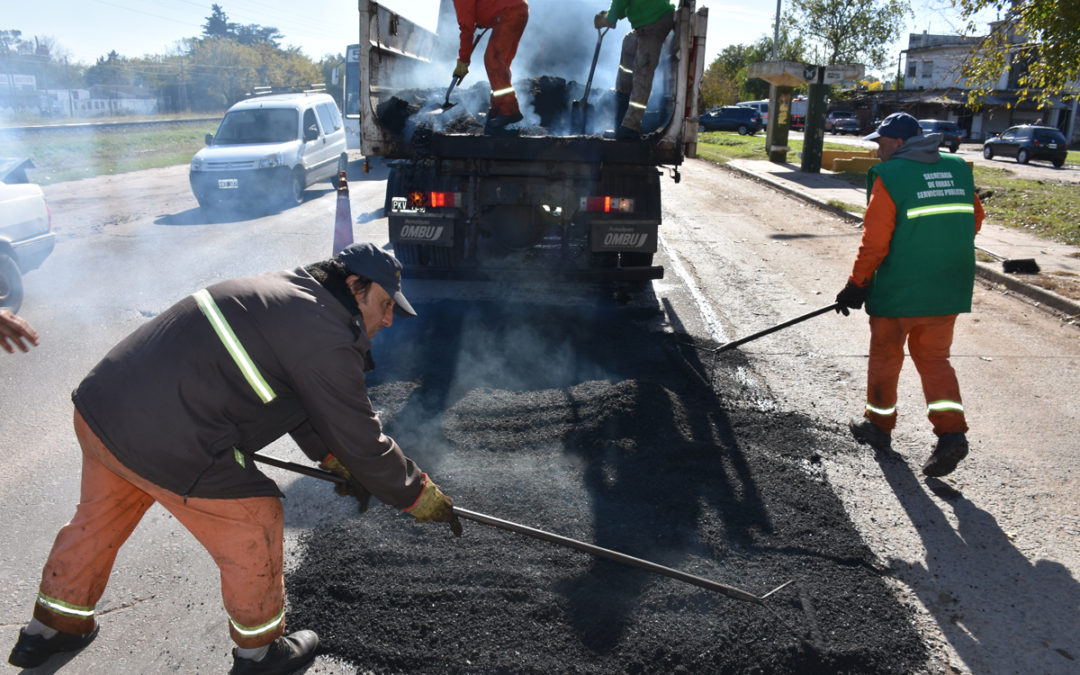 TAREAS DE BACHEO EN RUTA PROVINCIAL 40