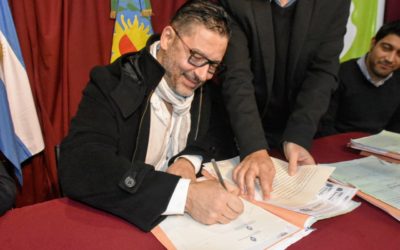 ENTREGA DE ESCRITURAS PARA VECINOS