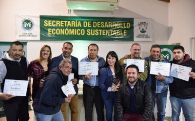 ENTREGA DE DIPLOMAS DE CAPACITACIONES LABORALES