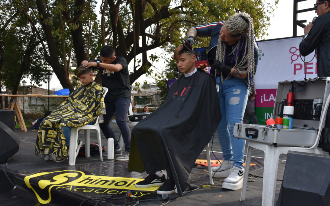 GRAN FIESTA DE PELUQUEROS Y BARBEROS