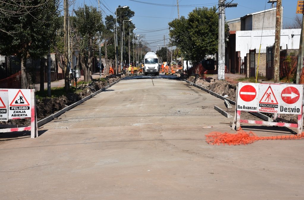 OBRA HIDRÁULICA Y REPAVIMENTACIÓN DE LA CALLE SAN LORENZO