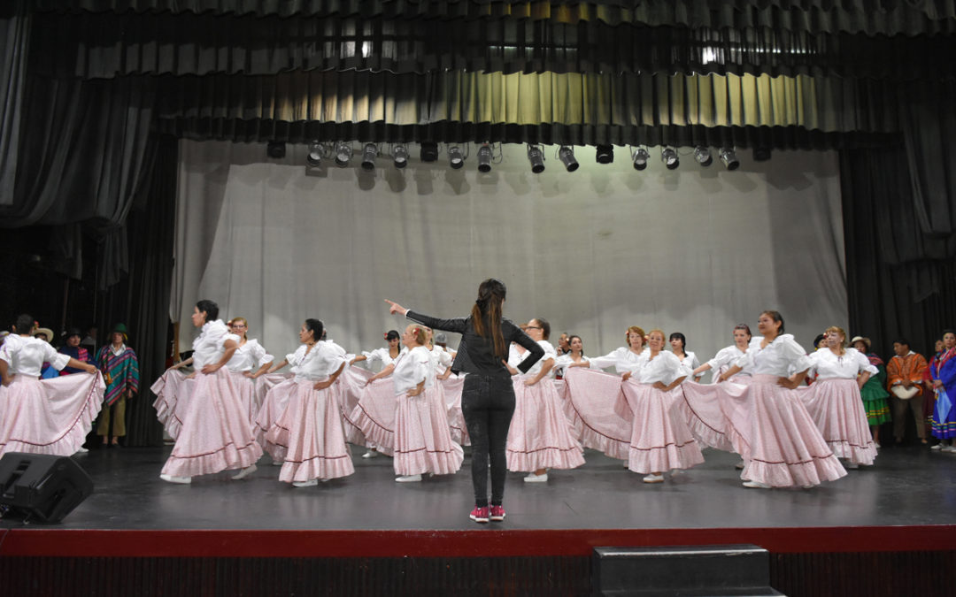 “ESCENCIA ARGENTINA” EN EL TEATRO DE MERLO