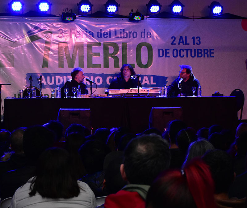 ALEJANDRO DOLINA VISITÓ LA FERIA DEL LIBRO