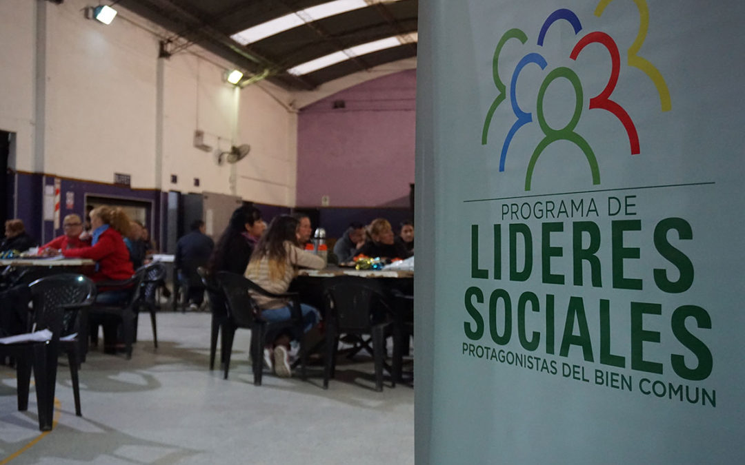 LÍDERES SOCIALES 2 EN PARQUE SAN MARTÍN