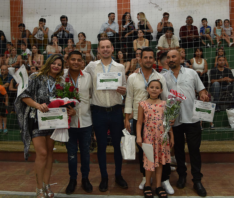 ENTREGA DE DIPLOMAS DE PLAN FINES