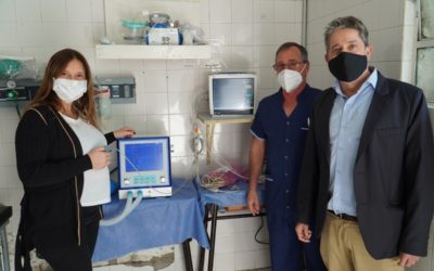 ENTREGA DE RESPIRADOR AL HOSPITAL DE PONTEVEDRA