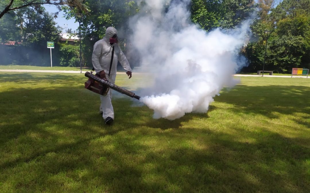 CONTINÚAN LAS TAREAS DE FUMIGACIÓN