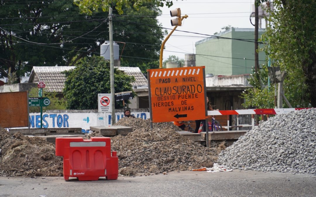 OBRAS EN EL PASO NIVEL DE 25 DE MAYO