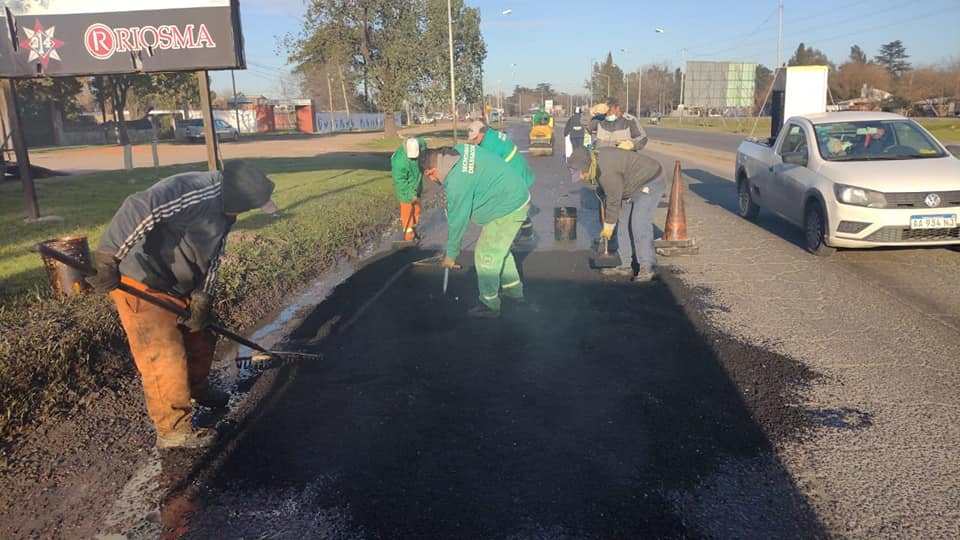 TAREAS DE BACHEO Y RECUPERACIÓN DE PAVIMENTO