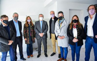 EL INTENDENTE JUNTO AL PRESIDENTE ENTREGARON  MÁS DE 350 VIVIENDAS EN MERLO