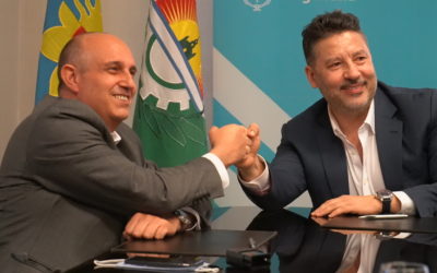 GUSTAVO MENÉNDEZ Y GUERRERA FIRMARON CONVENIOS PARA MEJORA DEL TRANSPORTE