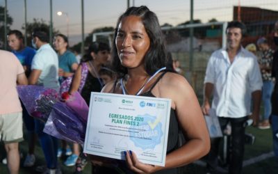 SE ENTREGARON DIPLOMAS DE FINES 2021