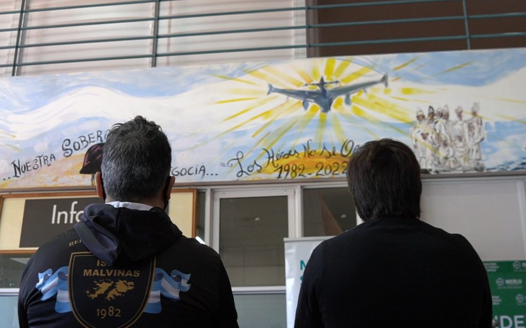 SE INAUGURÓ UN MURAL EN HOMENAJE A LOS HÉROES DE MALVINAS