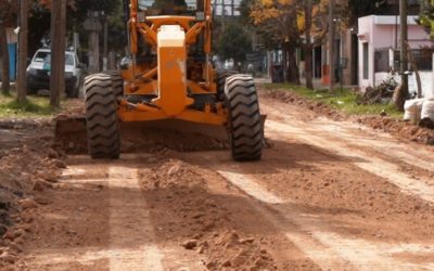 AVANZAN LAS OBRAS DE ASFALTO RETICULADO EN BARRIO HELVECIA