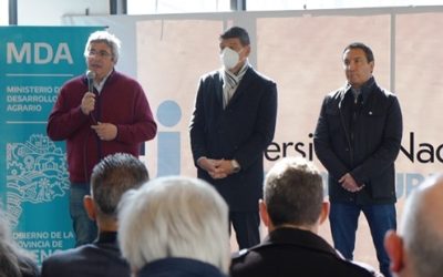 MERLO PRESENTE EN EL II CONGRESO APÍCOLA PERIURBANO