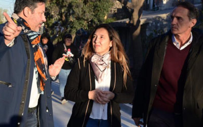 KARINA MENÉNDEZ RECORRIÓ LAS OBRAS DE LA CALLE VENEZUELA JUNTO A GABRIEL KATOPODIS