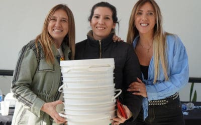 CAPACITACIÓN Y ENTREGA DE COMPOSTERAS EN LIBERTAD