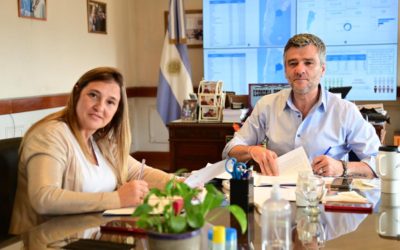 KARINA MENÉNDEZ Y JUAN ZABALETA FIRMARON CONVENIO PARA MERLO