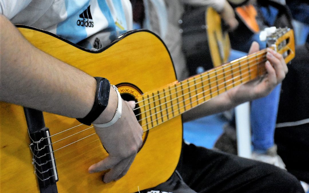 TALLER GRATUITO DE GUITARRA PARA LOS VECINOS DE MERLO