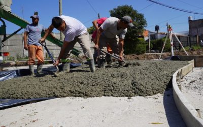 NUEVOS PAVIMENTOS LLEGAN A LOS BARRIOS