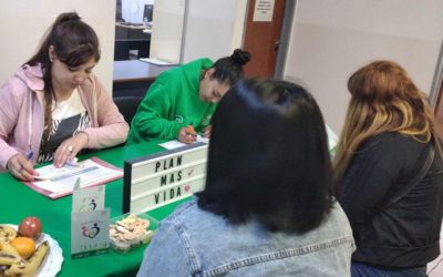 SE ENTREGARON TARJETAS DE PLAN MÁS VIDA