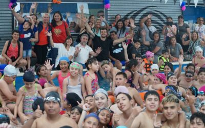 CIERRE DE AÑO DE LA ESCUELA MUNICIPAL DE NATACIÓN