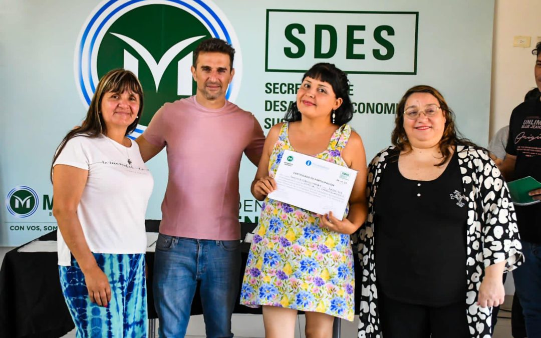 CULMINÓ CICLO DE CAPACITACIÓN PARA EMPRENDEDORES DE MERLO