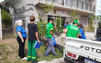 ENTREGA GRATUITA DE ÁRBOLES PARA LOS VECINOS Y VECINAS