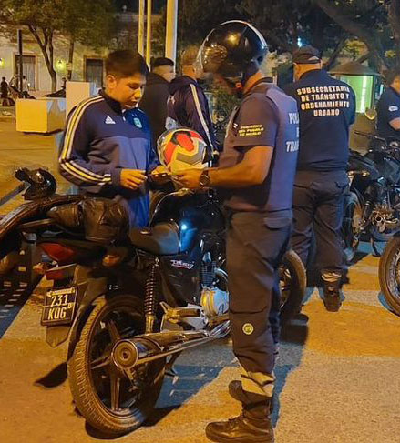 OPERATIVO DE CONTROL Y SEGURIDAD VIAL EN MERLO CENTRO