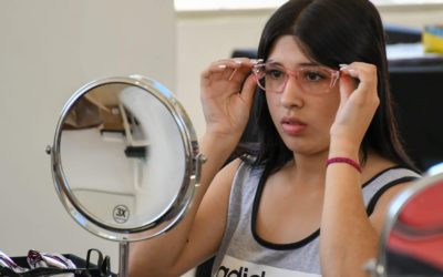 VECINOS DE MERLO ELIGIERON LOS MARCOS DE SUS LENTES