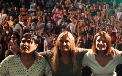ENCUENTRO DE MUJERES EN EL TEATRO MUNICIPAL