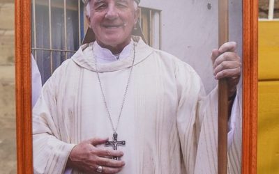 HOMENAJE AL OBISPO FERNANDO MALETTI