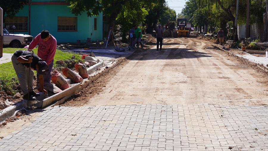 MÁS OBRAS DE ASFALTO RETICULADO EN LIBERTAD