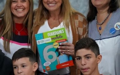 NUEVA ENTREGA DE LIBROS EN LA E.P N°16 DE PADUA