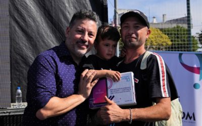 ENTREGA GRATUITA DE TABLETS A VECINOS Y VECINAS MERLENSES