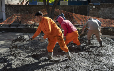 CONTINÚA RECONSTRUCCIÓN DE PAVIMENTO EN MERLO NORTE
