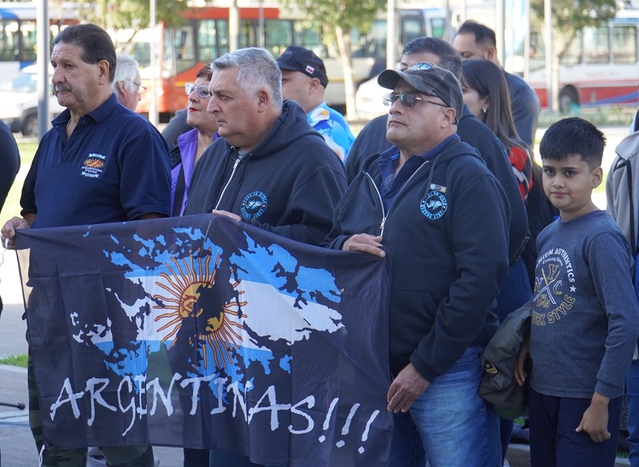 ANIVERSARIO DEL HUNDIMIENTO DEL CRUCERO GRAL. BELGRANO