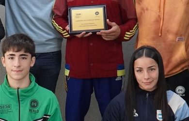 RECONOMIENTOS A ATLETAS MERLENSES