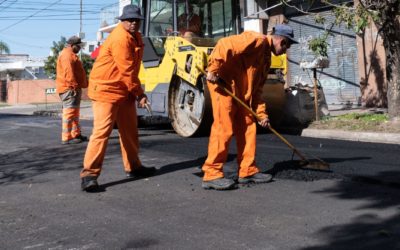 AVANZA LA RECONSTRUCCIÓN DE PAVIMENTOS EN MERLO NORTE