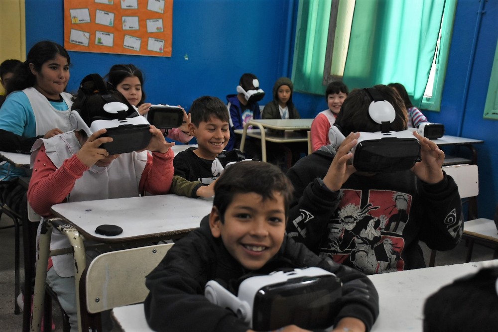 PROGRAMA ITINERANTE DE REALIDAD VIRTUAL EN LAS ESCUELAS